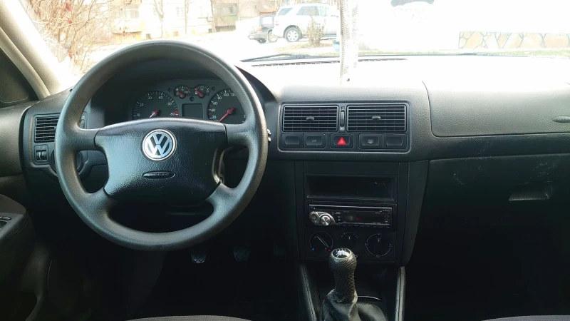 VW Golf 1.4i, снимка 11 - Автомобили и джипове - 48758847