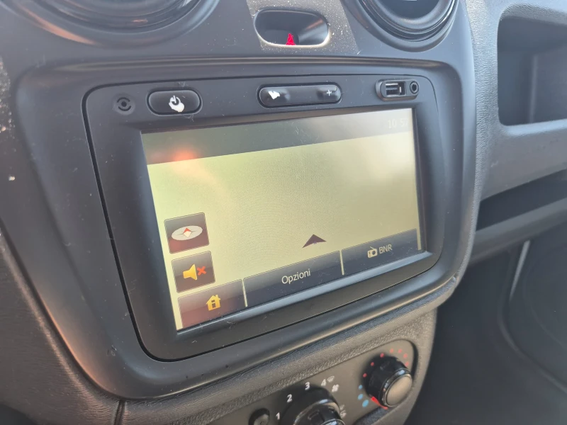 Dacia Dokker 1.6 ГАЗ, снимка 11 - Автомобили и джипове - 50813487