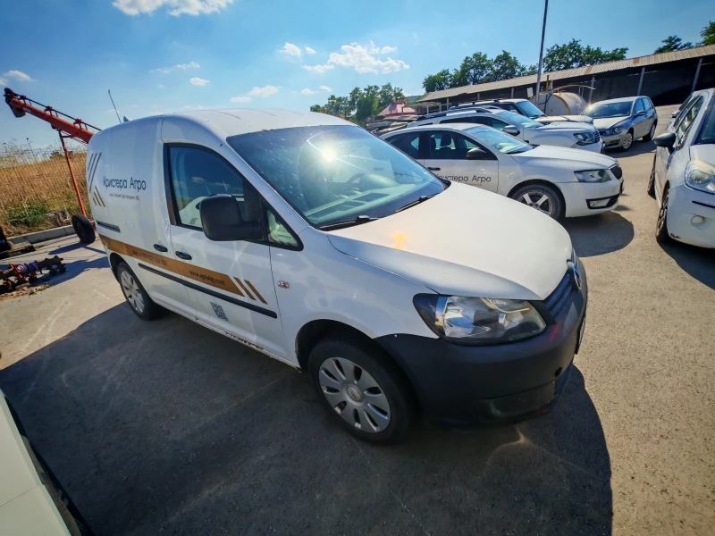 VW Caddy, снимка 4 - Автомобили и джипове - 51448957