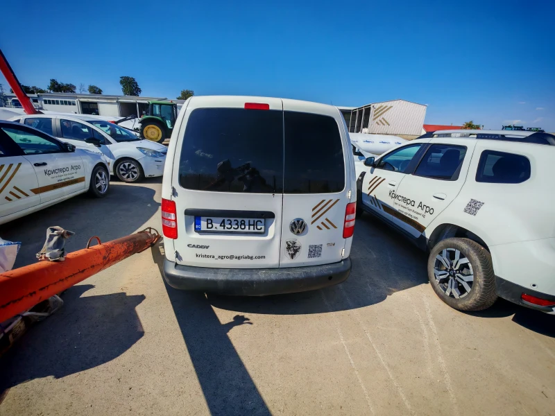 VW Caddy, снимка 6 - Автомобили и джипове - 51448957