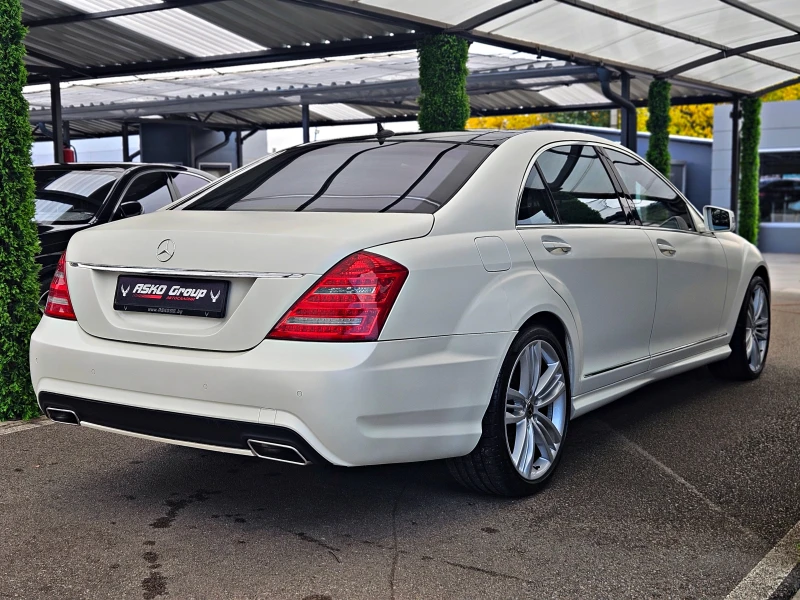 Mercedes-Benz S 350 L/AMG/GERMANY/B&O/PANO/DISTR/CAMERA/ОБДУХ/ВАКУМ/LI, снимка 5 - Автомобили и джипове - 52468671