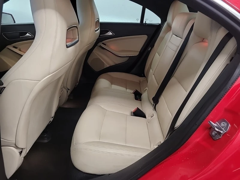 Mercedes-Benz CLA 2018 4MATIC 250 * БЕЗ ПЪРВОНАЧАЛНА ВНОСКА, снимка 13 - Автомобили и джипове - 53000585