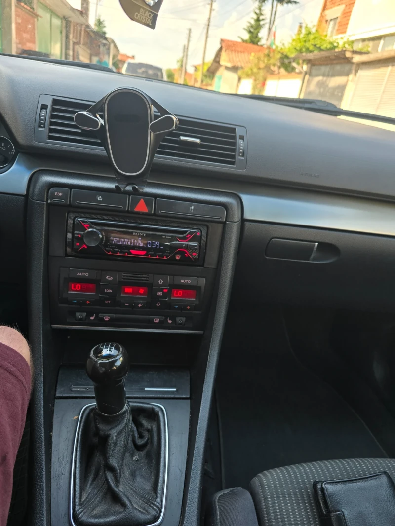 Audi A4 2.0 tdi, снимка 8 - Автомобили и джипове - 53528827