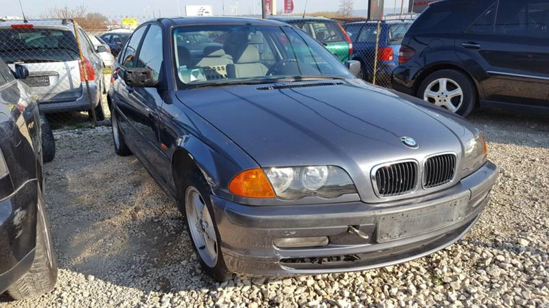 BMW 320 2.0D 3бр. АВТОМАТ, снимка 3 - Автомобили и джипове - 9504370