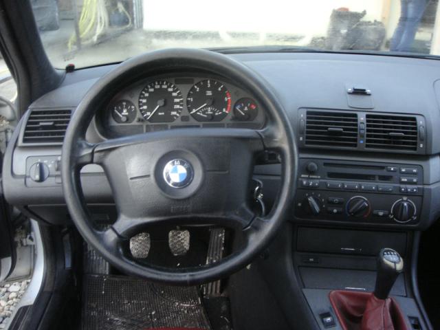 BMW 320 2.0D 3бр. АВТОМАТ, снимка 10 - Автомобили и джипове - 9504370