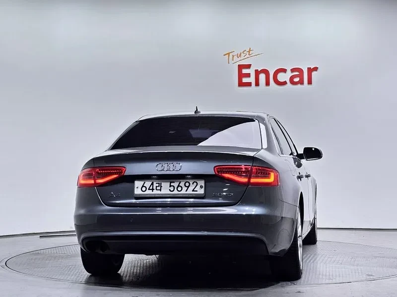 Audi A4 2.0 TDI - САМО 30% АВАНС , снимка 4 - Автомобили и джипове - 55461766