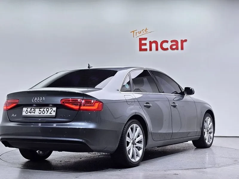 Audi A4 2.0 TDI - САМО 30% АВАНС , снимка 2 - Автомобили и джипове - 55461766