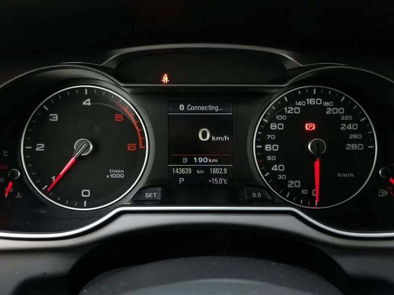 Audi A4 2.0 TDI - САМО 30% АВАНС , снимка 8 - Автомобили и джипове - 55461766
