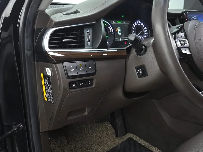 Kia K7 2.4 HYBRID, снимка 13 - Автомобили и джипове - 56408769
