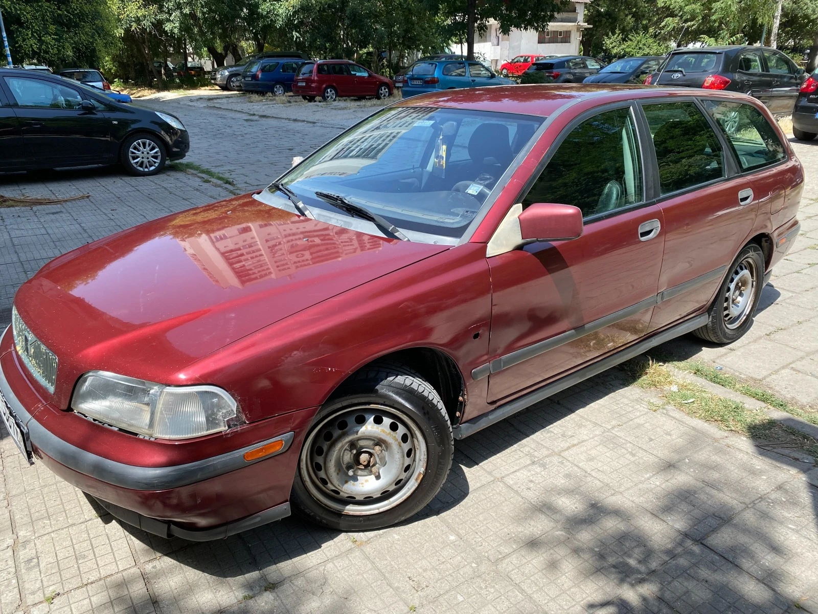 Volvo V40 1.8 - изображение 6