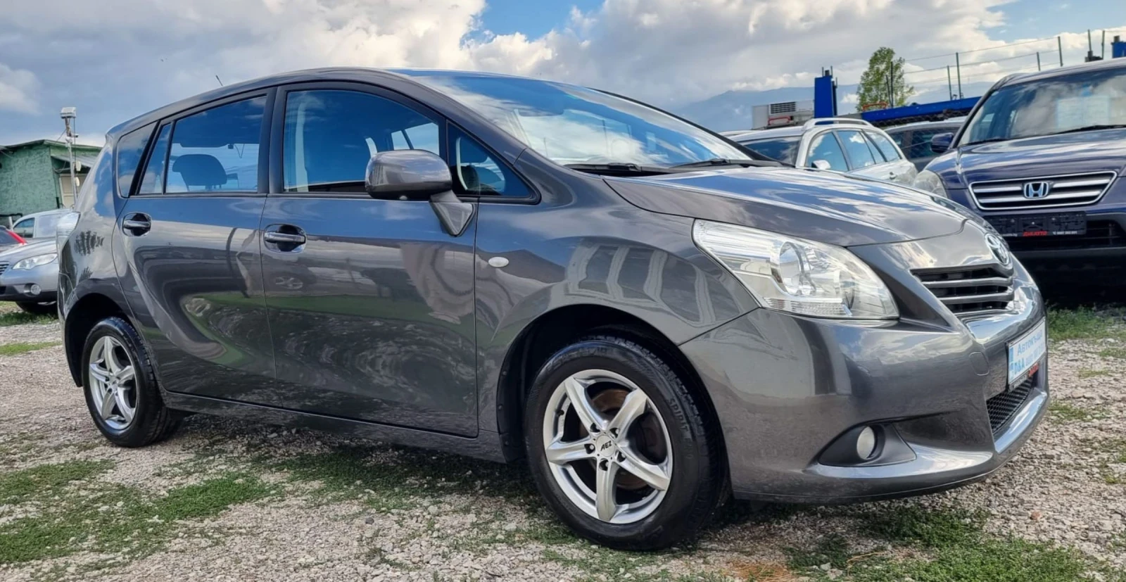 Toyota Verso 1.8i  7места Швейцария  - изображение 4