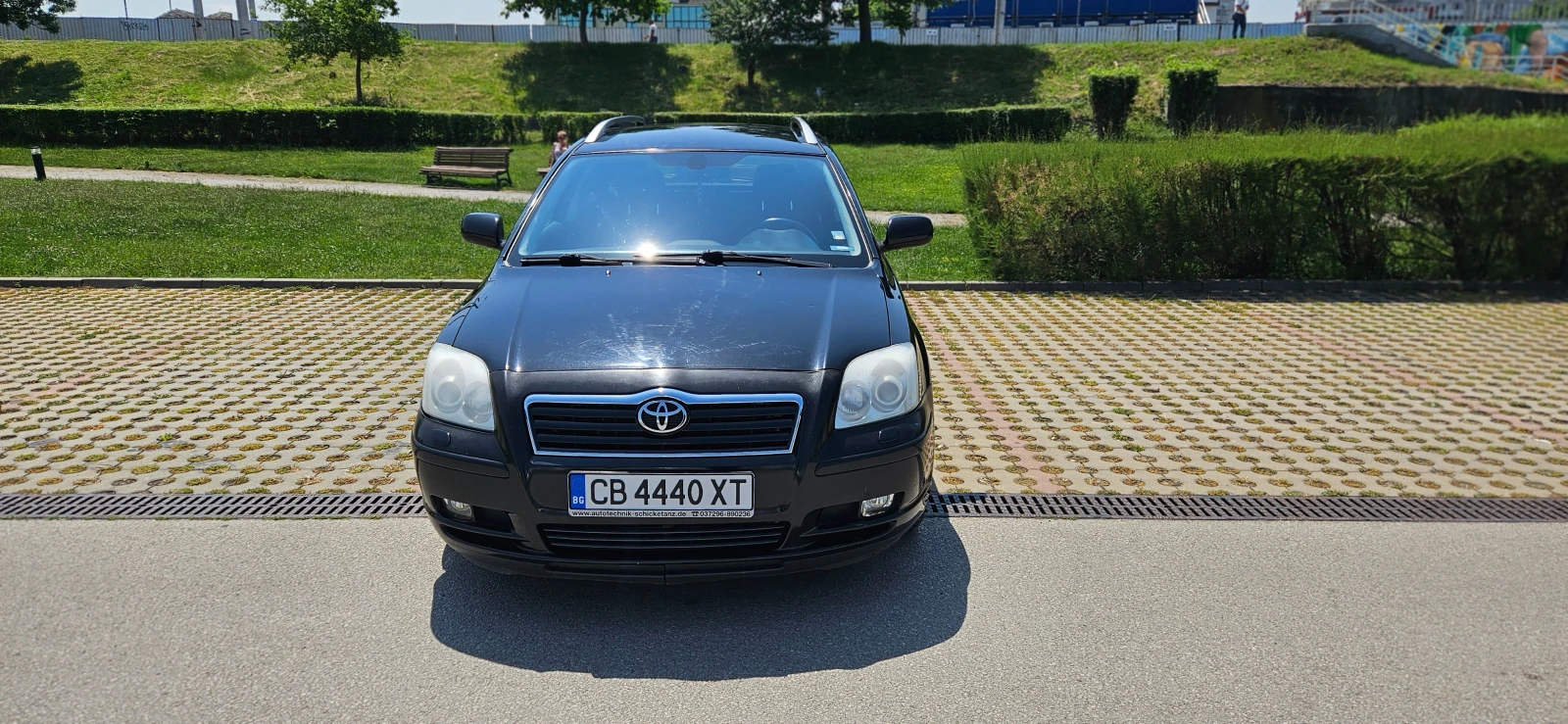 Toyota Avensis 2.2 D-CAT - изображение 2