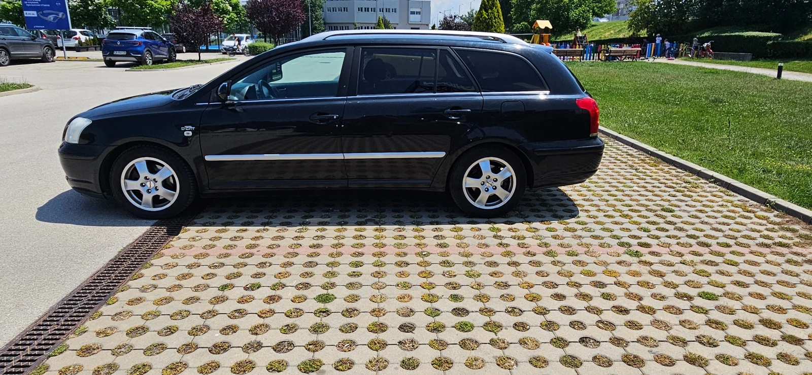 Toyota Avensis 2.2 D-CAT - изображение 5