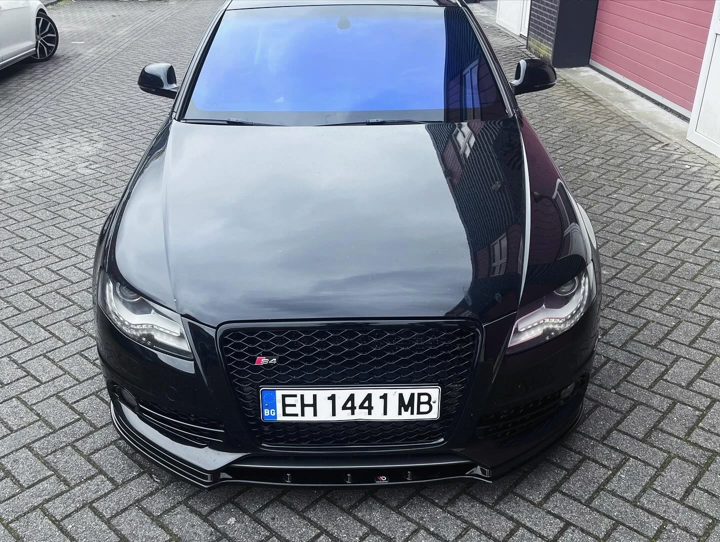Audi A4 2.0TDI  - изображение 7