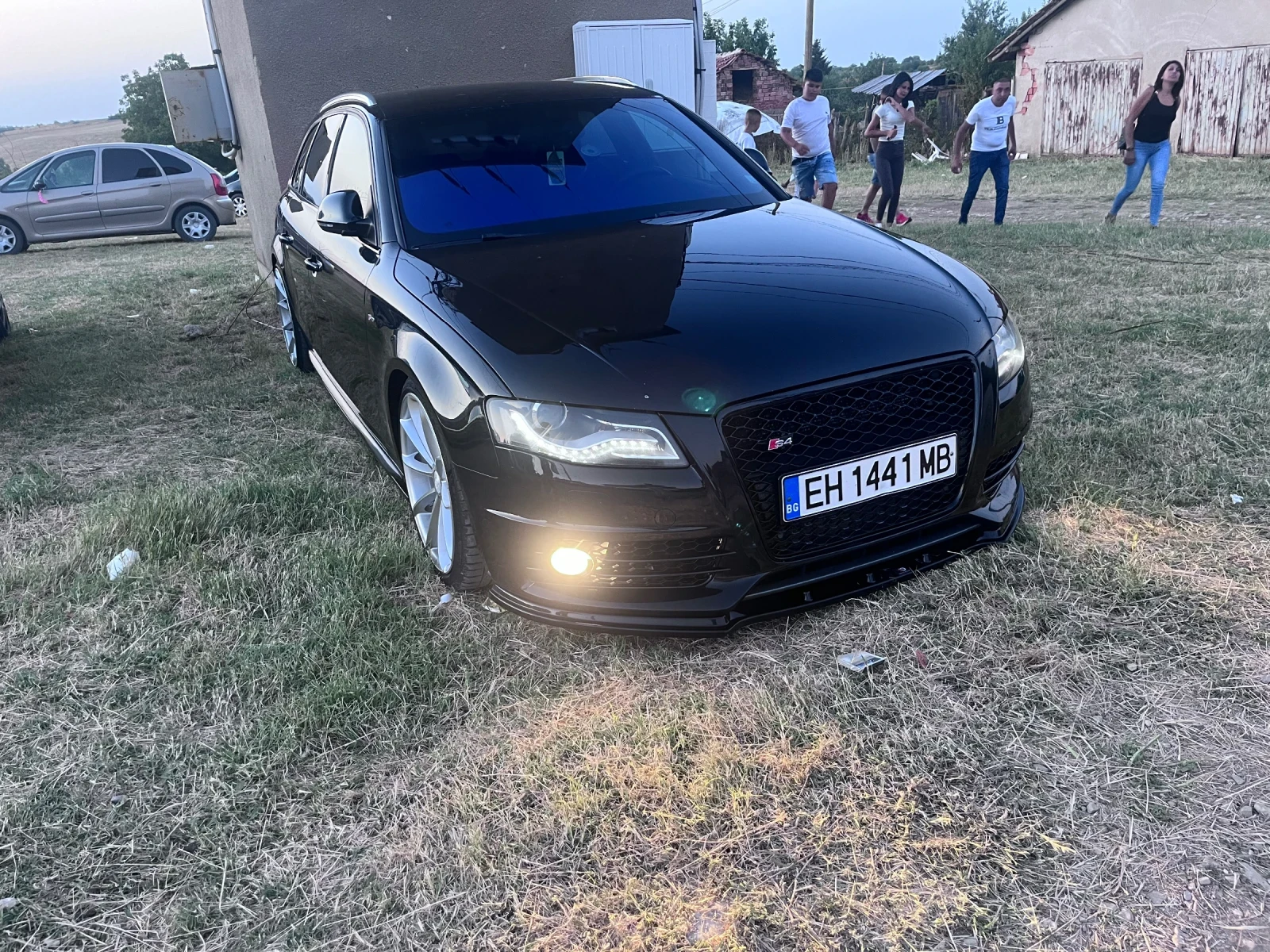 Audi A4 2.0TDI  - изображение 6