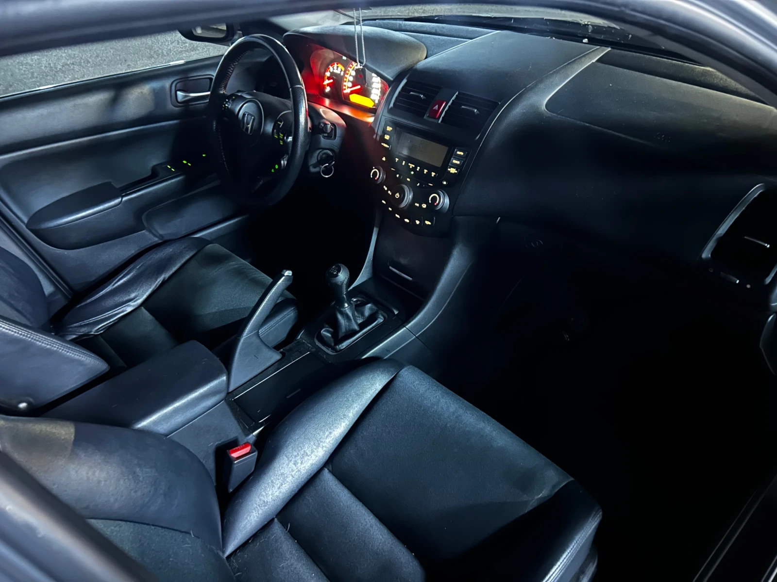 Honda Accord 2.2CDTI - изображение 6