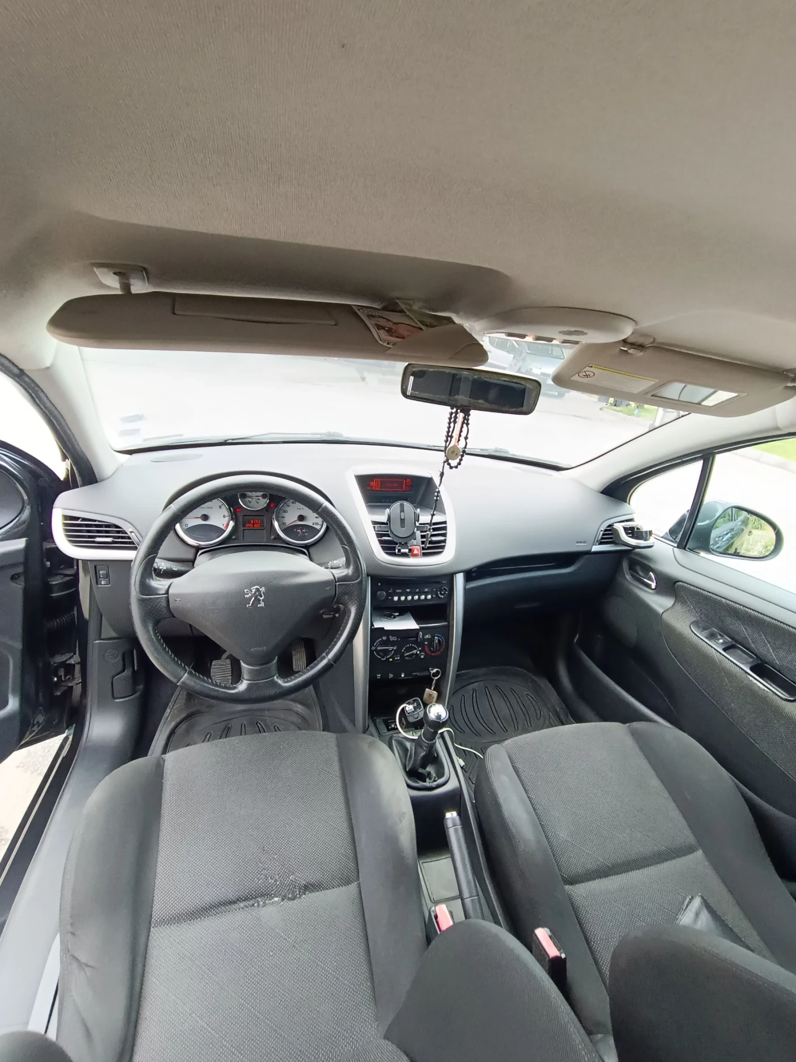 Peugeot 207 1.4 | Газ | Всичко платено до 01.2026 - изображение 10
