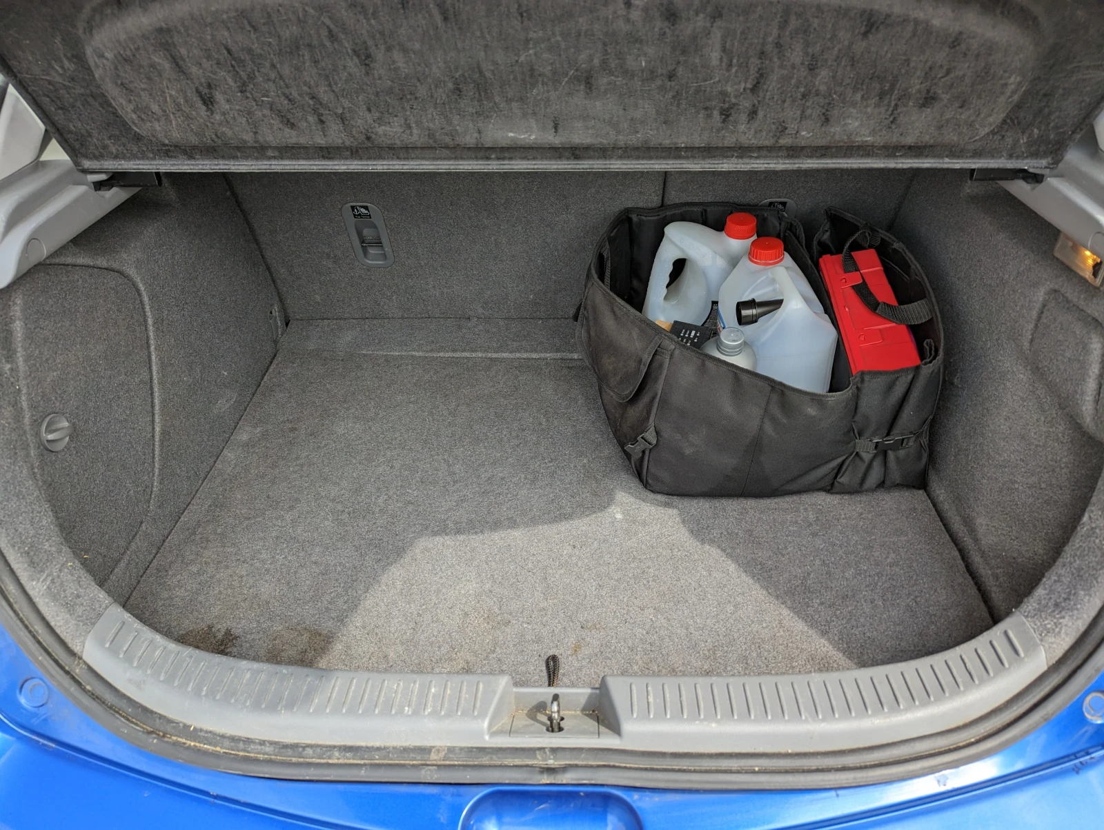 Mazda 3  - изображение 8