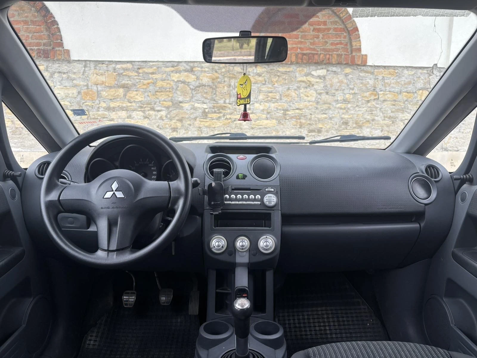Mitsubishi Colt 1.1 - изображение 5