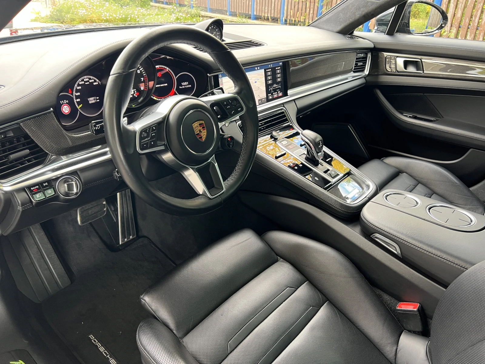 Porsche Panamera TURBO S E-HYBRID/CERAMIC/CARBON/BURM/SPORT DESIGN/ - изображение 9