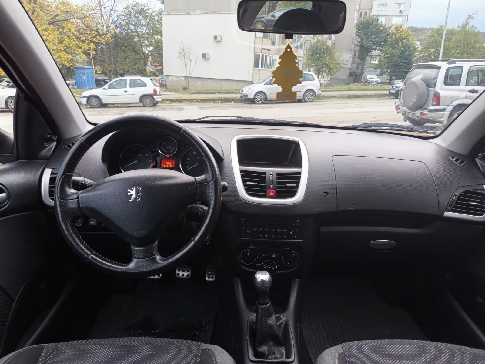Peugeot 206 1.4i | Mobile.bg — изображение 11