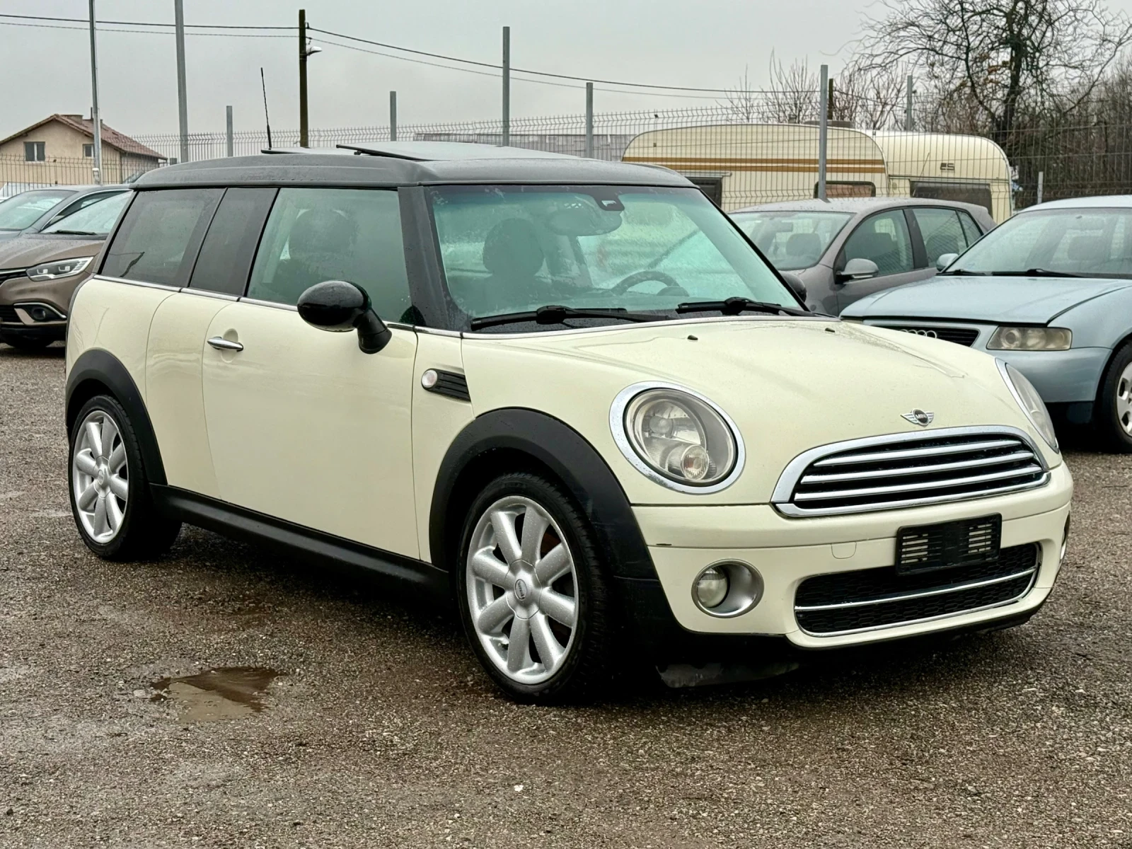 Mini Clubman Панорама* Кожа* Подгрев* Темпомат - изображение 7