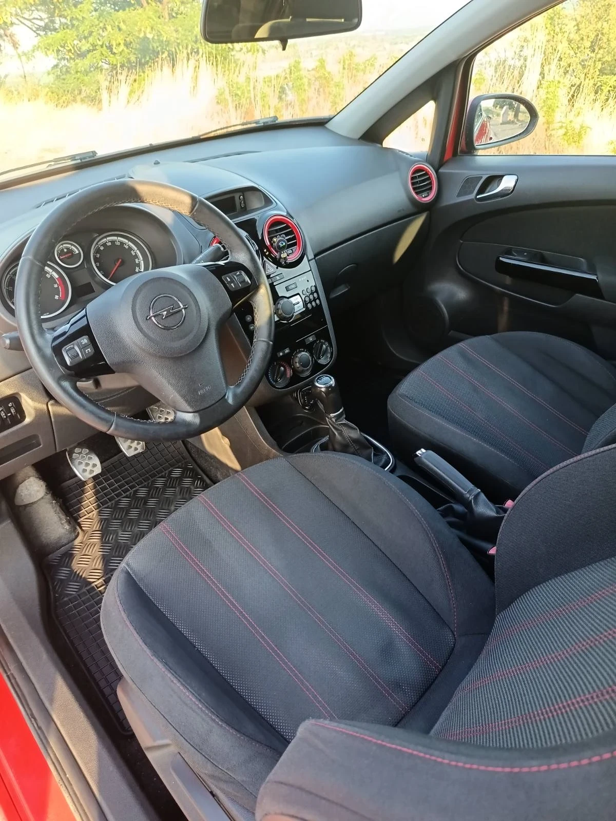 Opel Corsa 1.4XER OPC Line - изображение 6