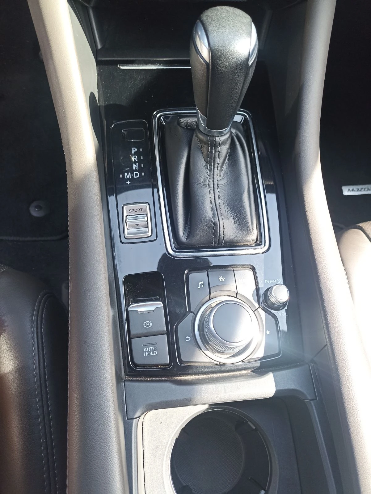 Mazda 6 Mazda 6 2.5 Skyactiv - Takumi, снимка 15 - Автомобили и джипове - 53073699