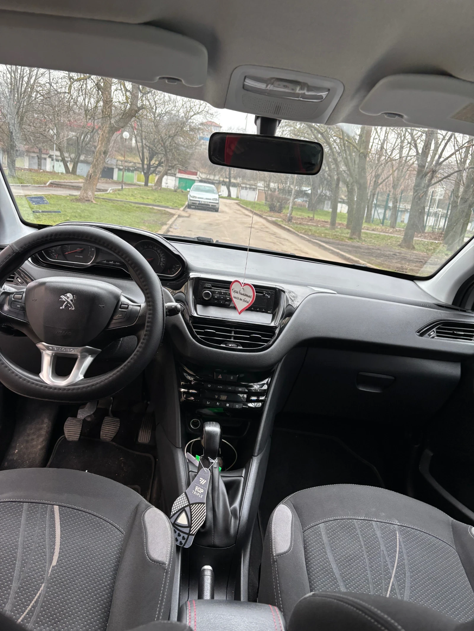 Peugeot 208 1.4vti | Mobile.bg � ����������� 12