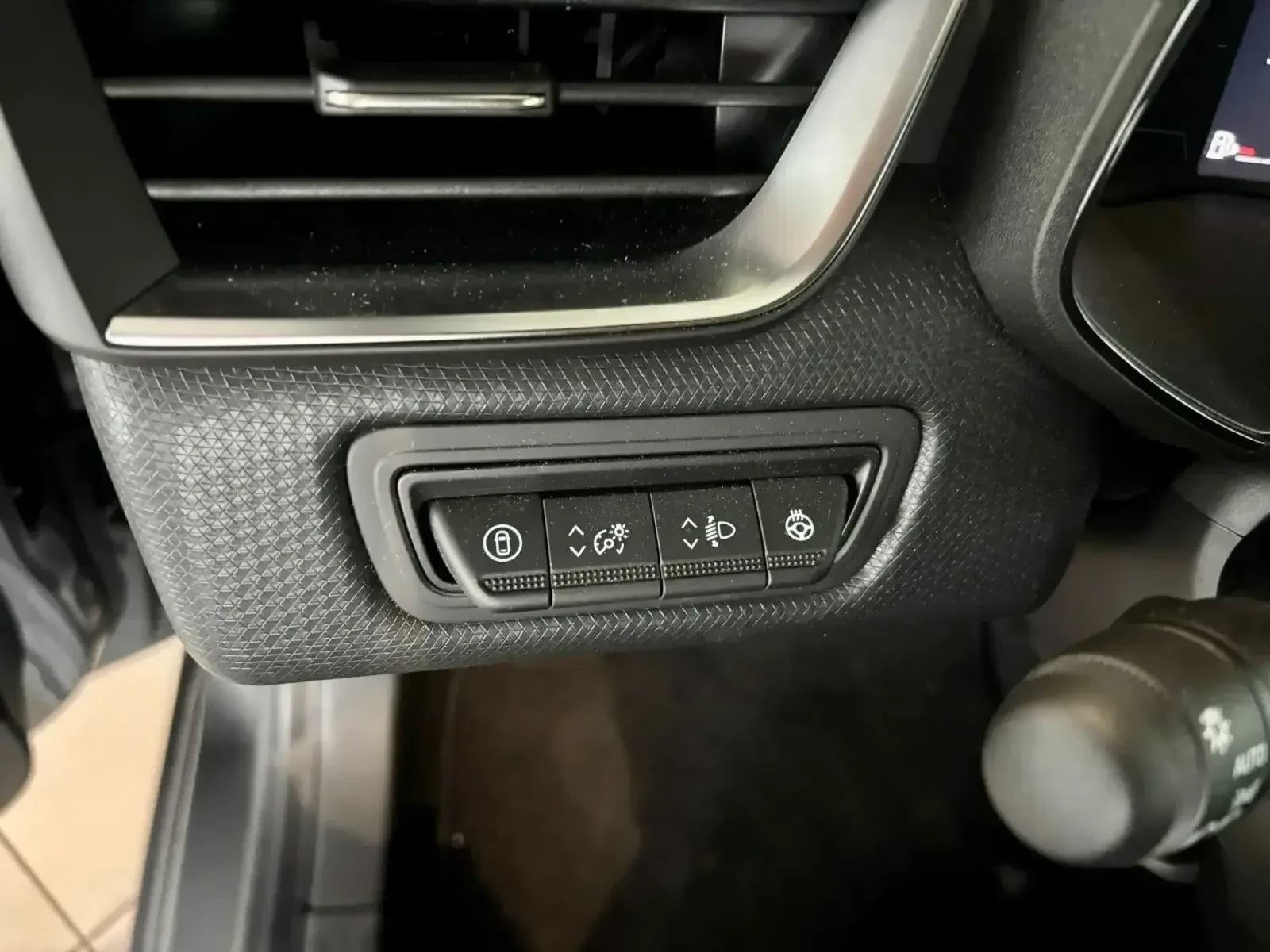 Mitsubishi Colt 1.0 TURBO INTENSE, снимка 12 - Автомобили и джипове - 53725926