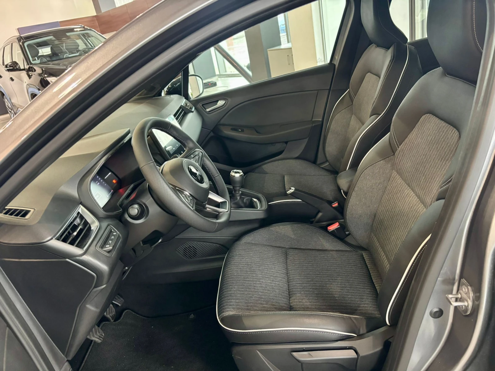 Mitsubishi Colt 1.0 TURBO INTENSE, снимка 10 - Автомобили и джипове - 53725926