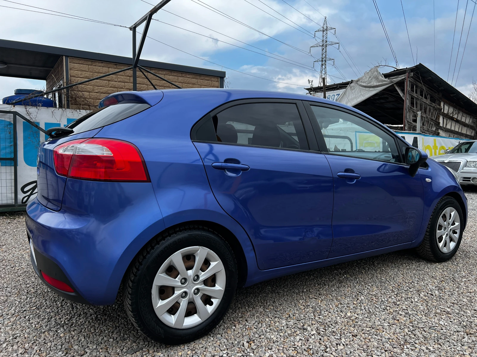 Kia Rio 1.2i ГАЗ A/C 85к.с. - изображение 4