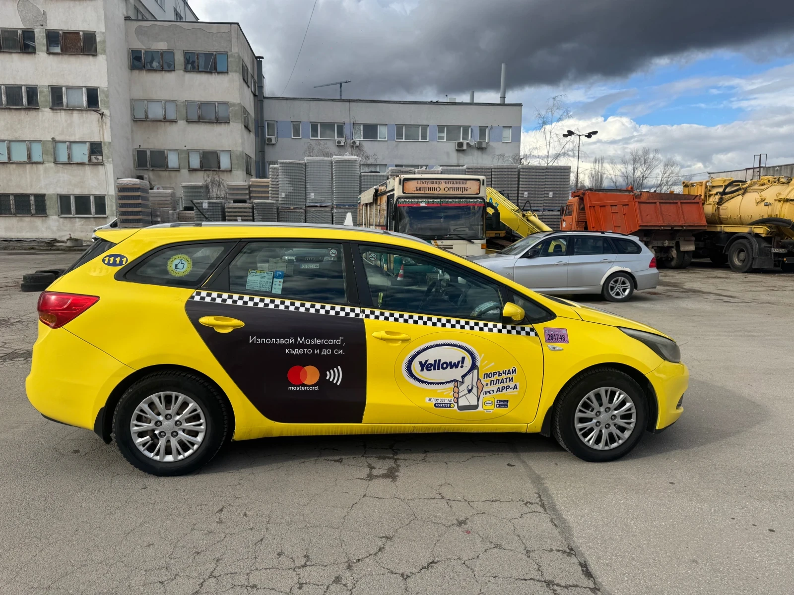 Kia Ceed TAXI, снимка 8 - Автомобили и джипове - 54083058
