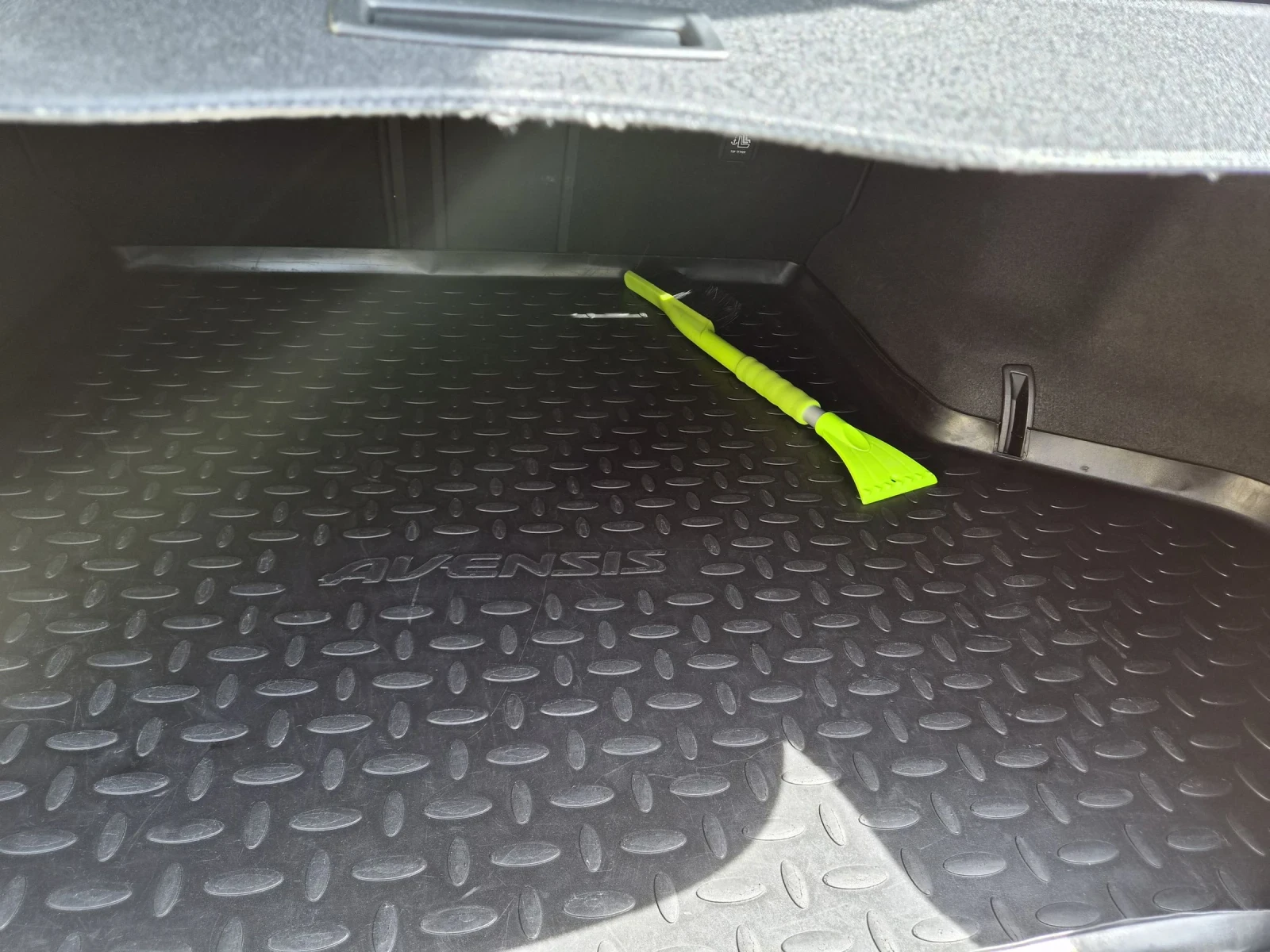 Toyota Avensis Edition S, снимка 13 - Автомобили и джипове - 54179932