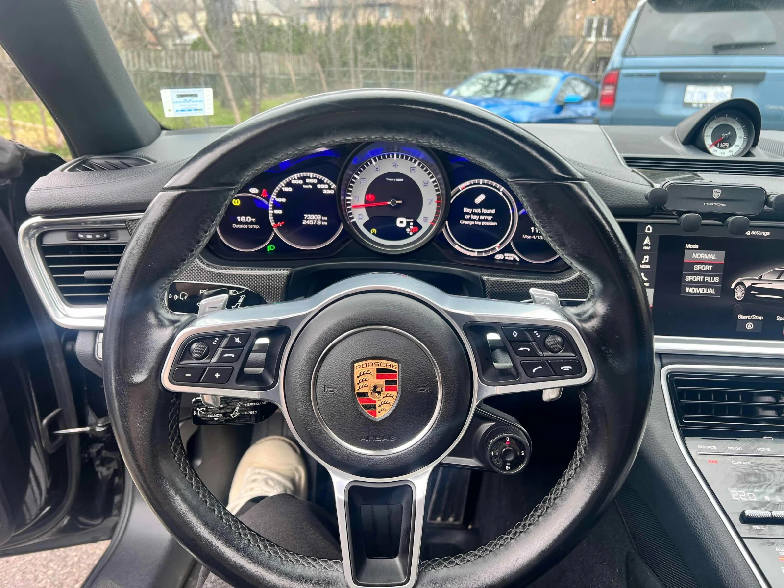 Porsche Panamera 4S * * BOSE * * CARFAX * * АВТО КРЕДИТ * * , снимка 10 - Автомобили и джипове - 54210076