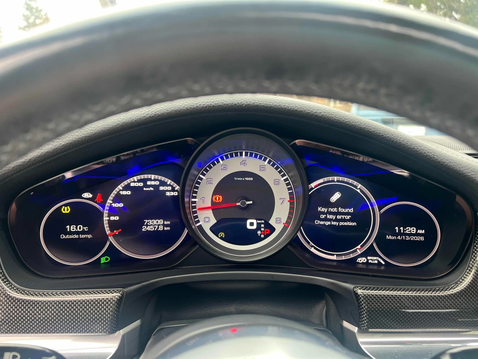 Porsche Panamera 4S * * BOSE * * CARFAX * * АВТО КРЕДИТ * * , снимка 11 - Автомобили и джипове - 54210076