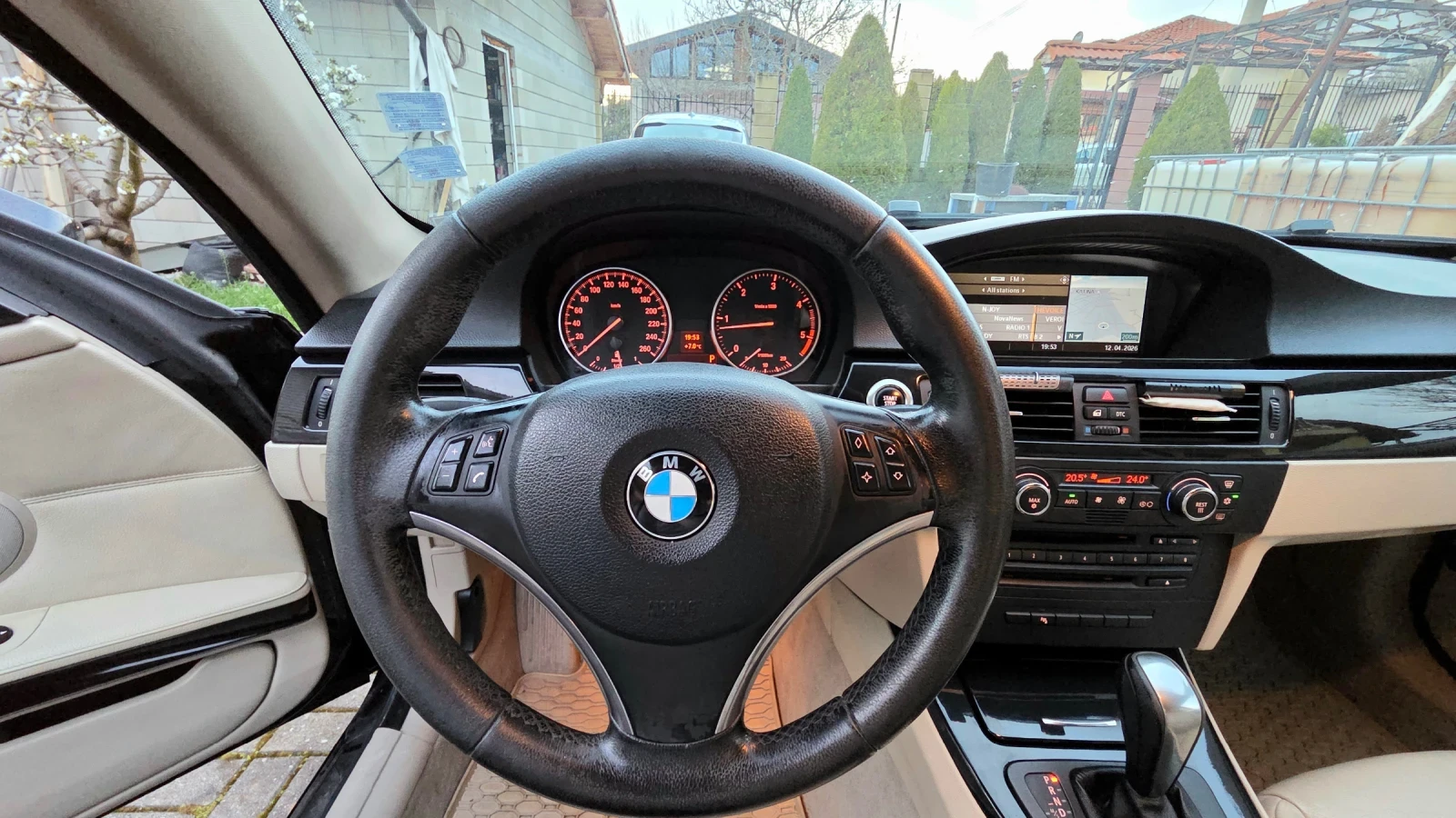 BMW 320 E92, снимка 7 - Автомобили и джипове - 54722345