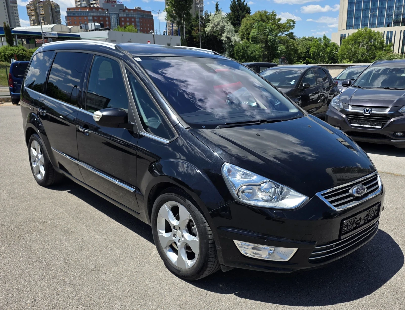 Ford Galaxy Facelift, места, панорама, навигация, 163к.с