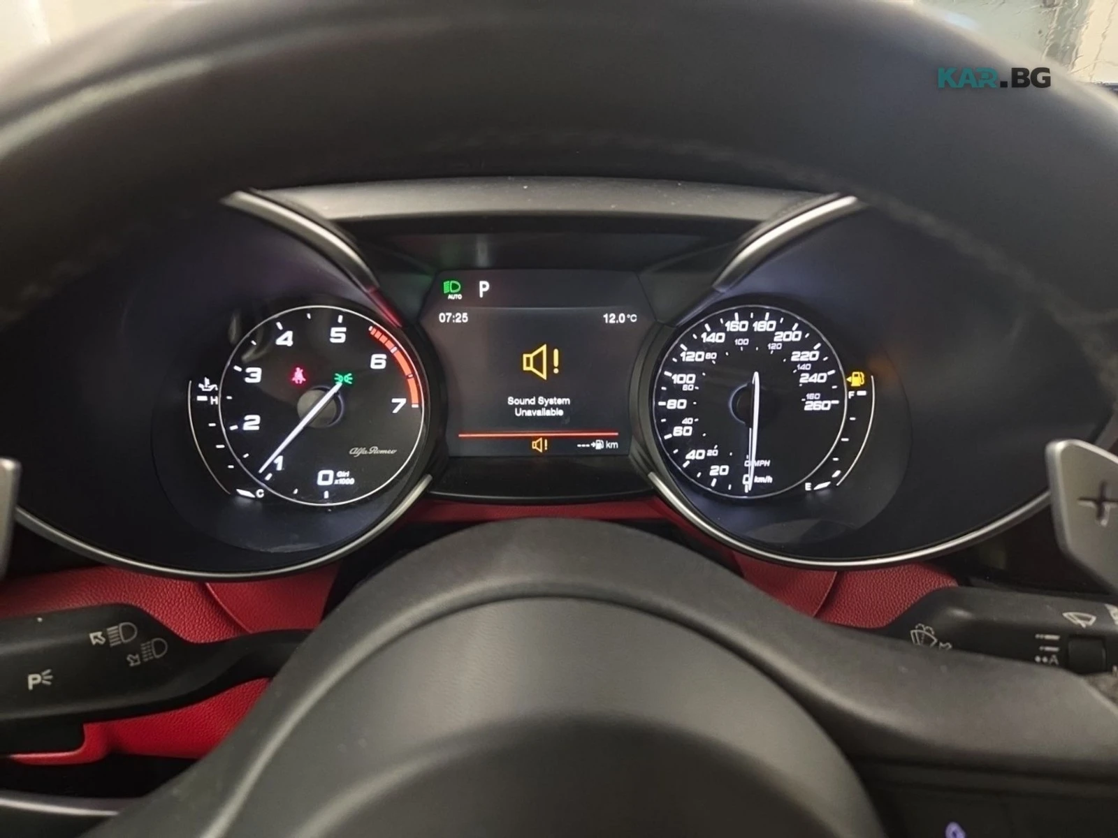 Alfa Romeo Giulia TI SPORT * AвтоКредит * (ЦЕНА ДО БГ), снимка 13 - Автомобили и джипове - 54831101
