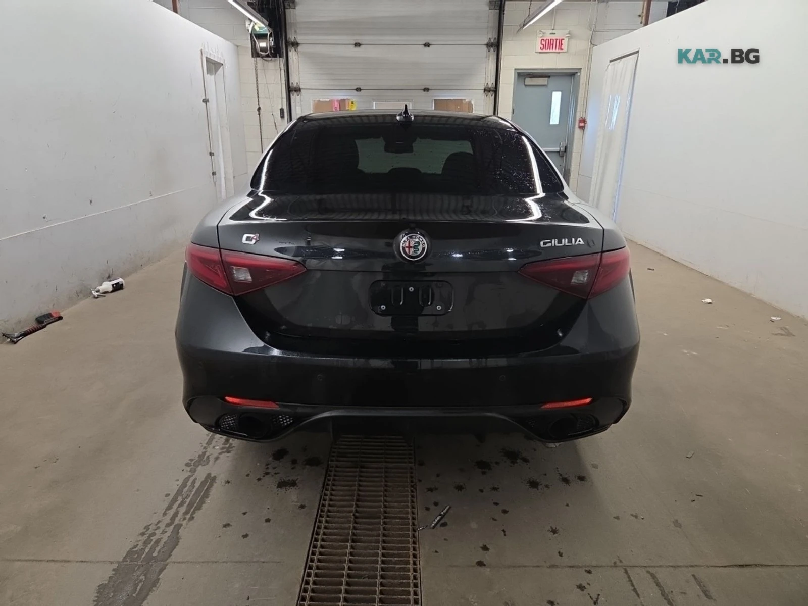 Alfa Romeo Giulia TI SPORT * AвтоКредит * (ЦЕНА ДО БГ), снимка 6 - Автомобили и джипове - 54831101