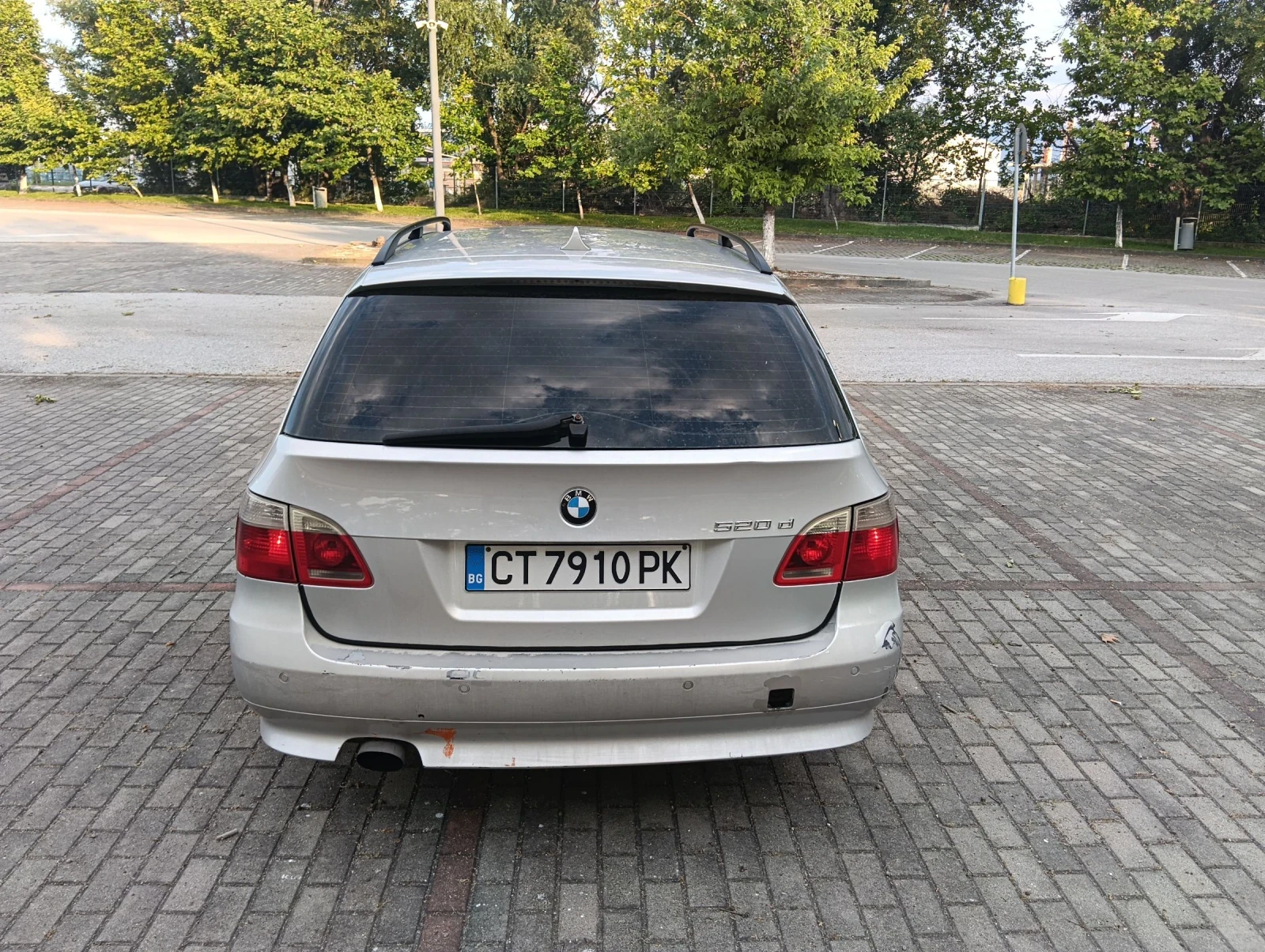 BMW 520 2.0 d, снимка 7 - Автомобили и джипове - 55050030
