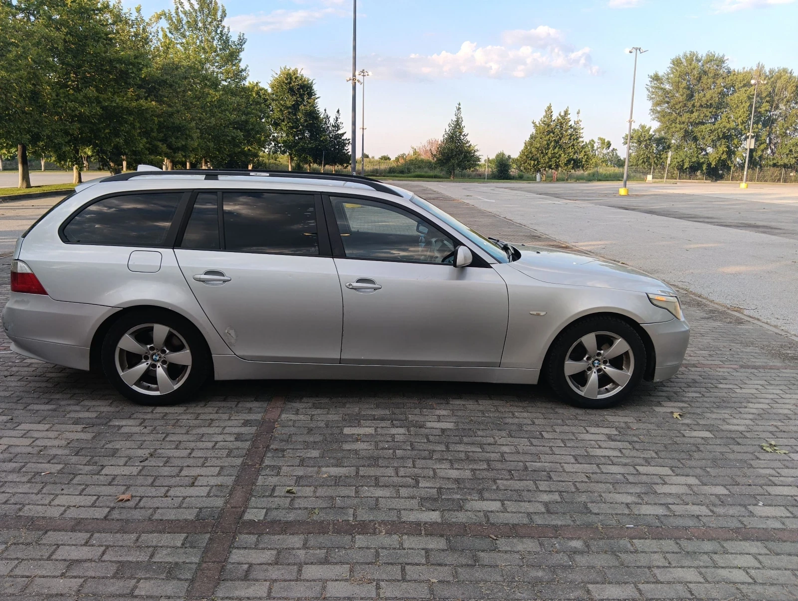 BMW 520 2.0 d, снимка 5 - Автомобили и джипове - 55050030
