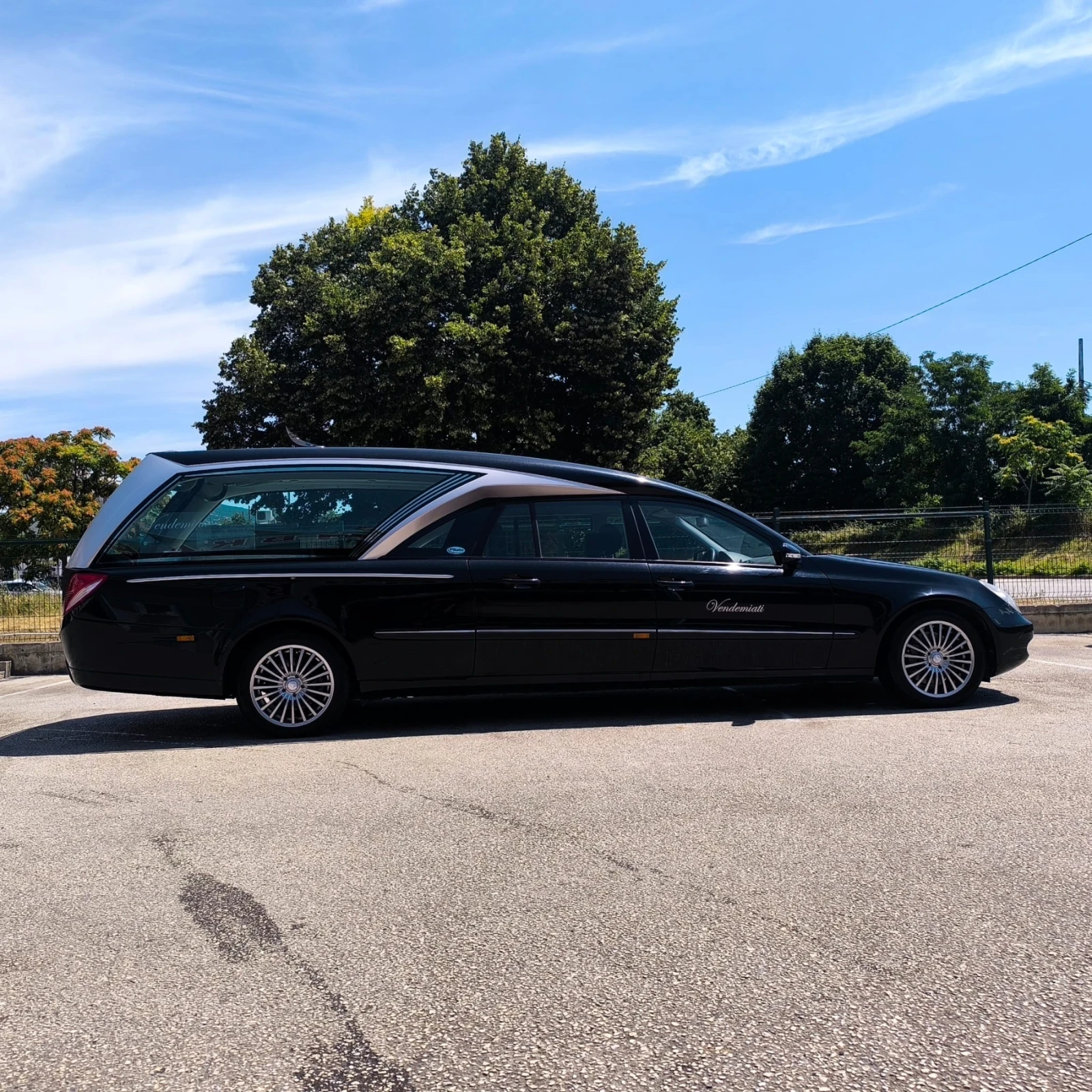 Mercedes-Benz E 300 Pilato Dream, снимка 10 - Автомобили и джипове - 55146810