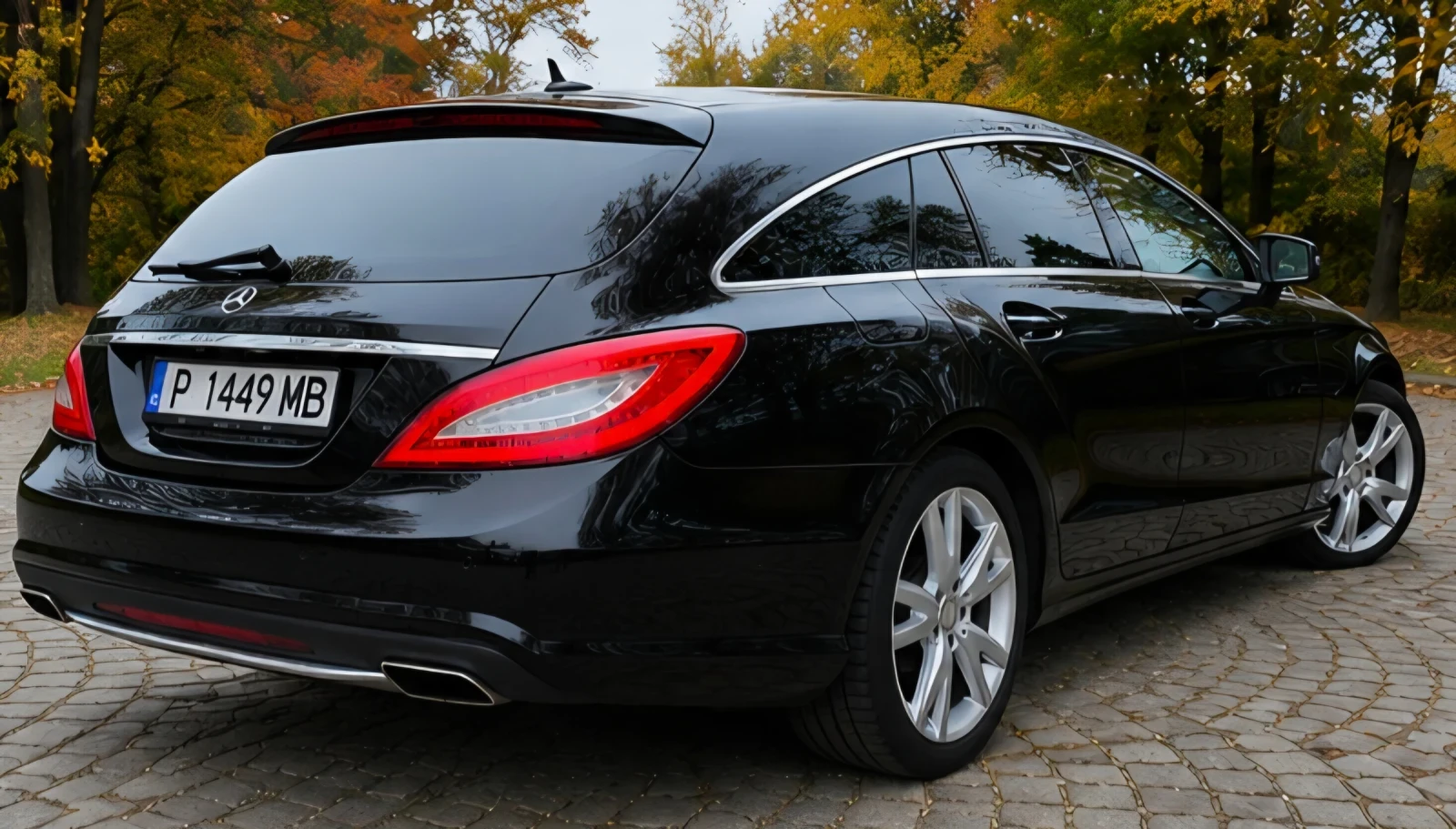 Mercedes-Benz CLS 350 Shooting Brake / AMG Optic, снимка 3 - Автомобили и джипове - 55269022