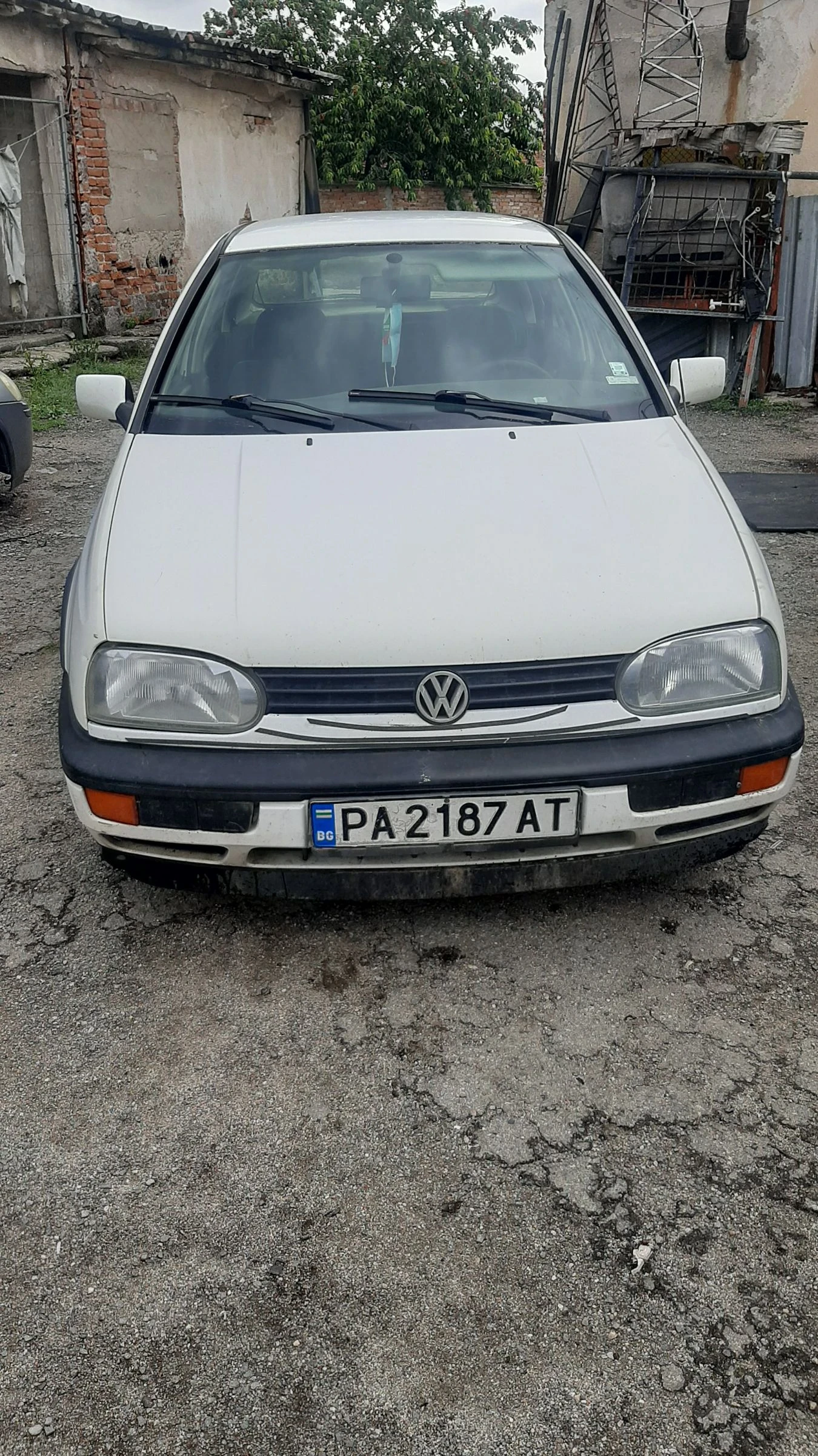 VW Golf 1.9