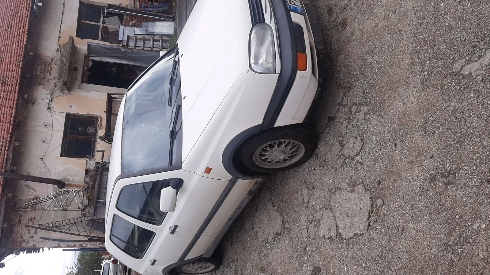 VW Golf 1.9, снимка 2 - Автомобили и джипове - 55272217