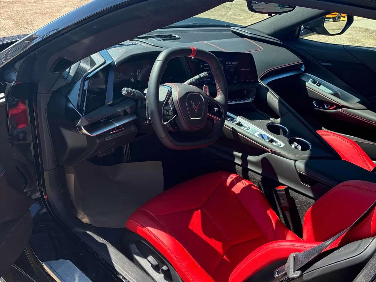 Chevrolet Corvette 1LT | CARFAX | АВТОКРЕДИТ , снимка 7 - Автомобили и джипове - 55413424