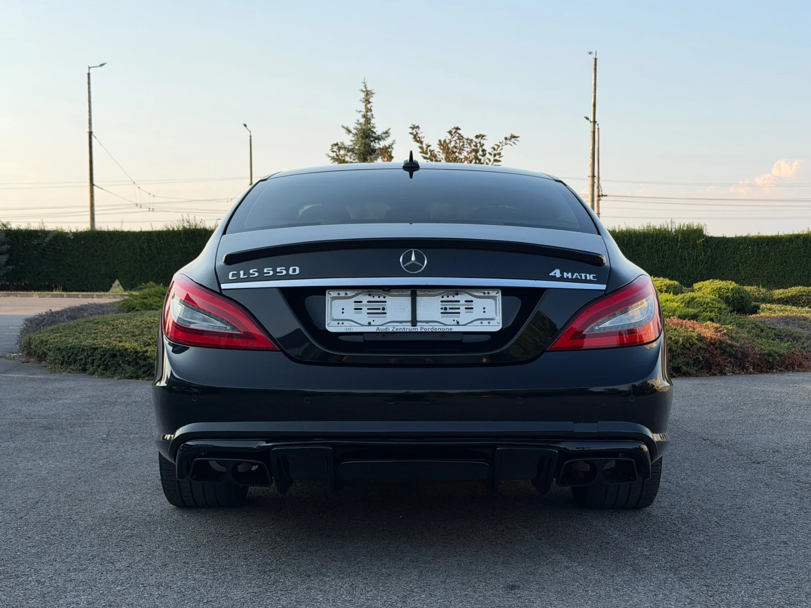Mercedes-Benz CLS 500 AMG 4MATIC FULL, снимка 6 - Автомобили и джипове - 55579036