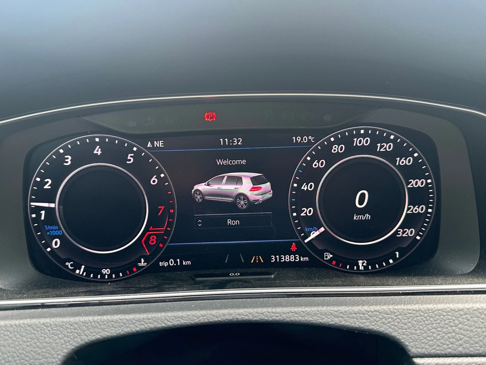 VW Golf R MANUAL STAGE 1 ЦЕНА ДО БЪЛГАРИЯ АВТОКРЕДИТ, снимка 6 - Автомобили и джипове - 55653349