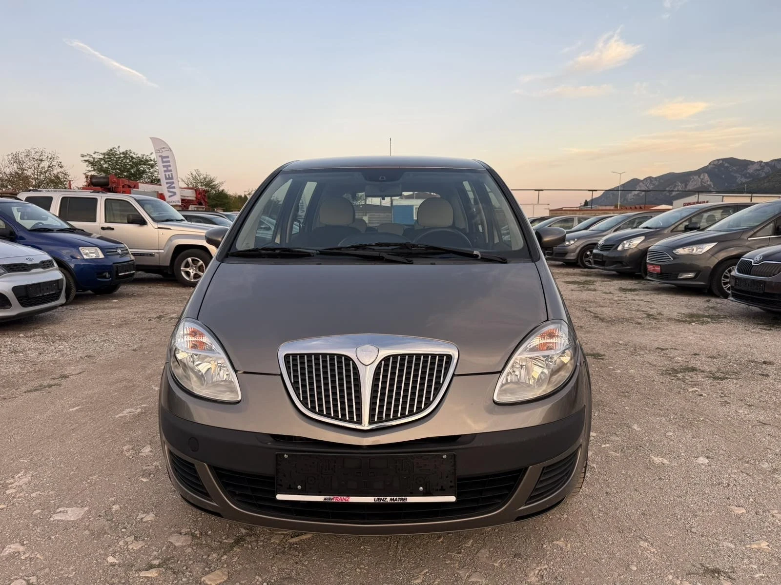 Lancia Musa 1.4 I 90 k.с. ЧИСТО НОВ, снимка 2 - Автомобили и джипове - 55838417